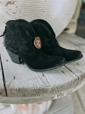 Ariat Layla Dristressed Black Bootie