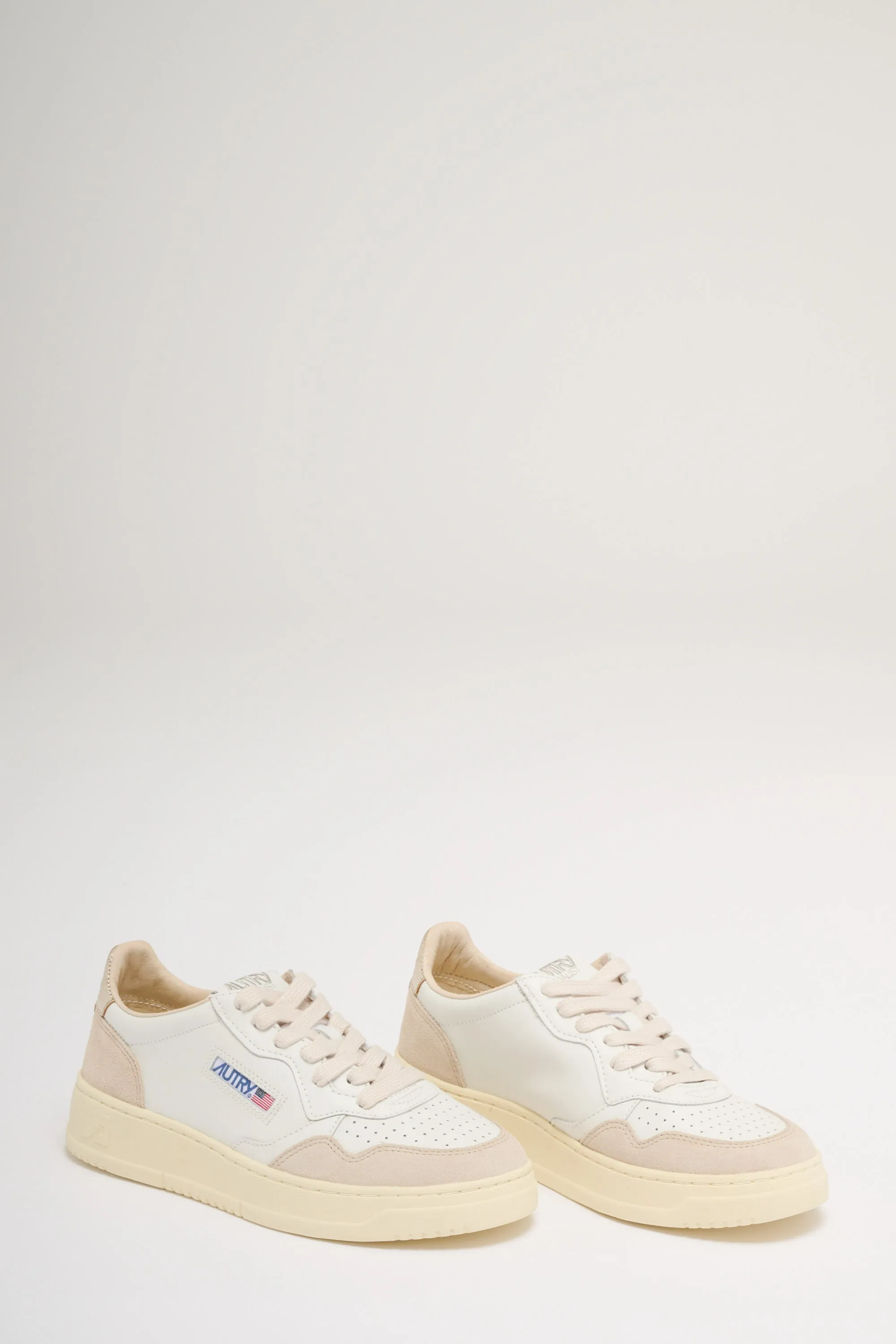 Autry Medalist Low Wom Leat Suede Bianco Donna
