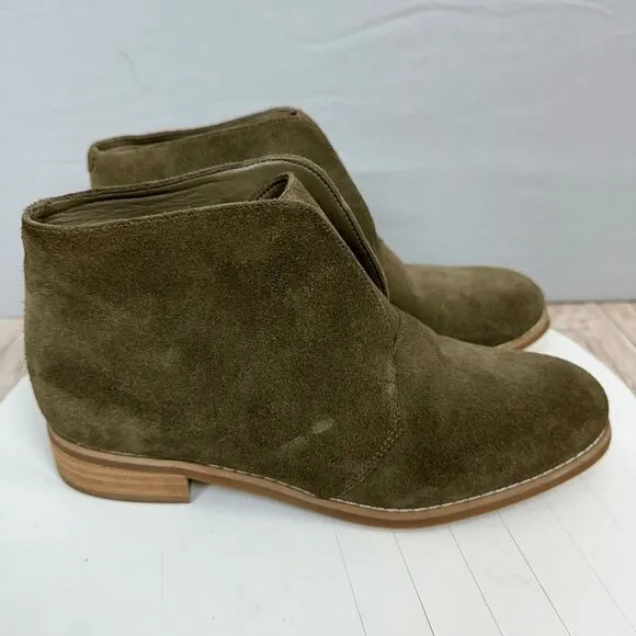 Blondo Verona Booties Women’s Size 6.5 Olive Green Suede Waterproof