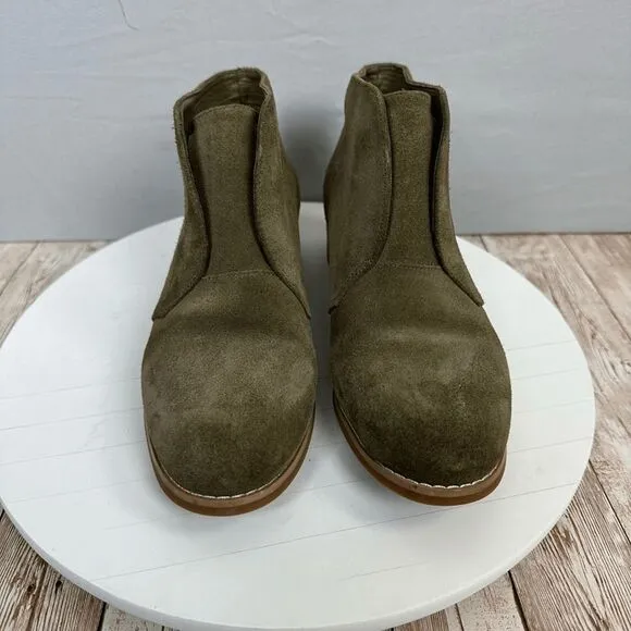 Blondo Verona Booties Women’s Size 6.5 Olive Green Suede Waterproof