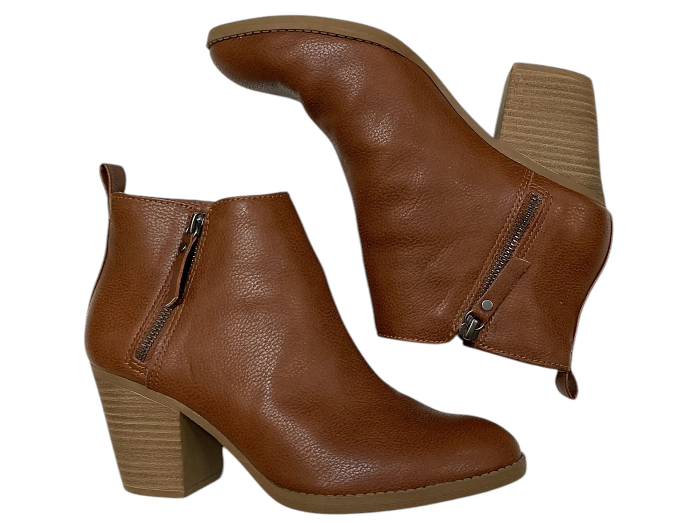 Boots Ankle Heels By Universal Thread  Size: 8.5