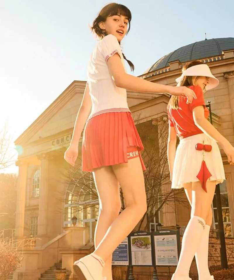CREVE NINE: Two-Tone Ribbed Swing Pleats - Red