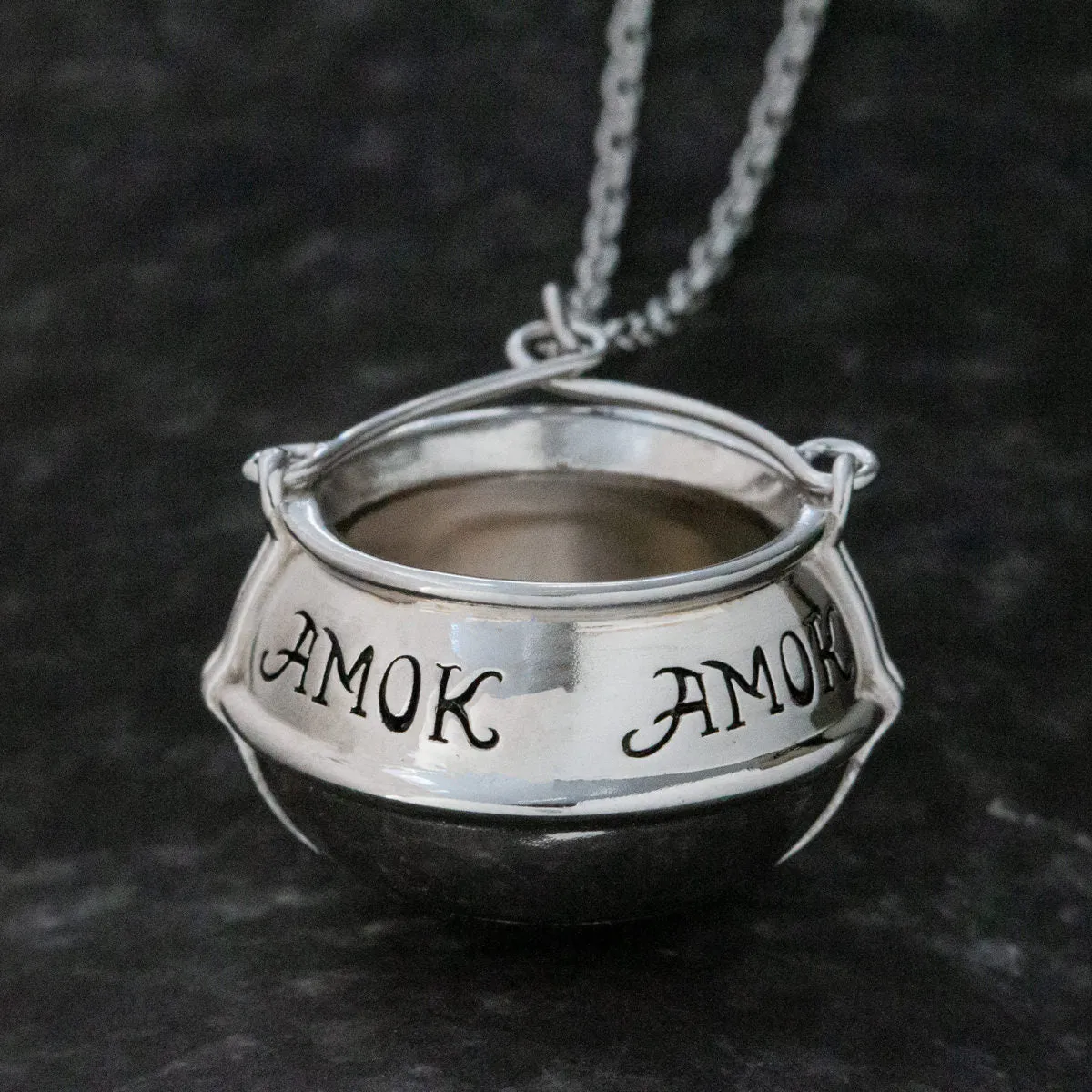 Disney X RockLove HOCUS POCUS Amok Cauldron Necklace
