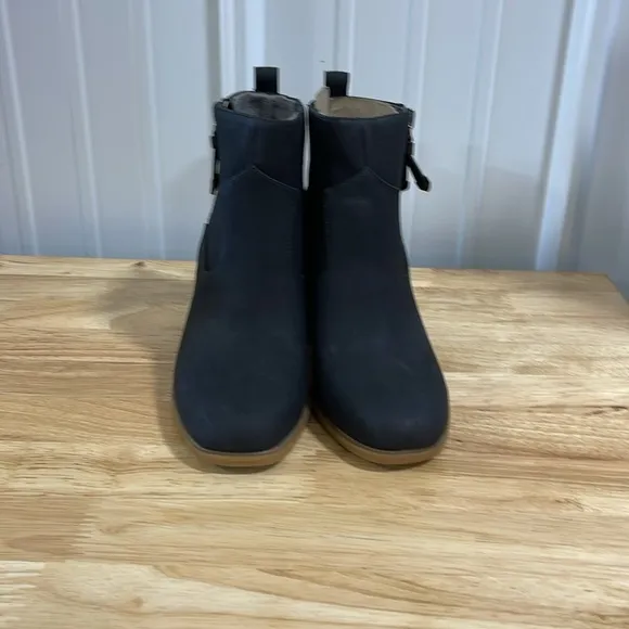 DrScholl's Womens Booties Size 6 M