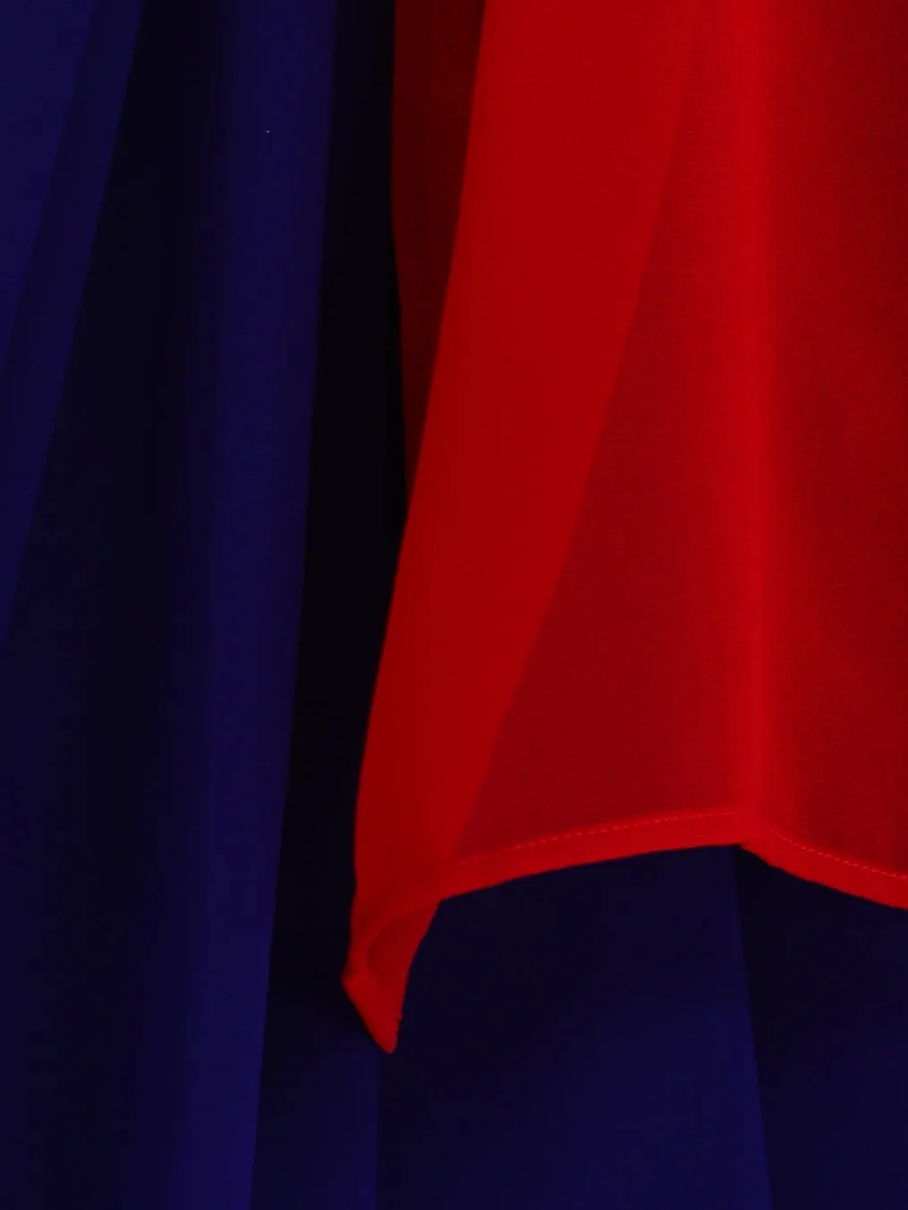 Electric Navy & Red Triangle Georgette Saree with Red Posh Blouse Fabric