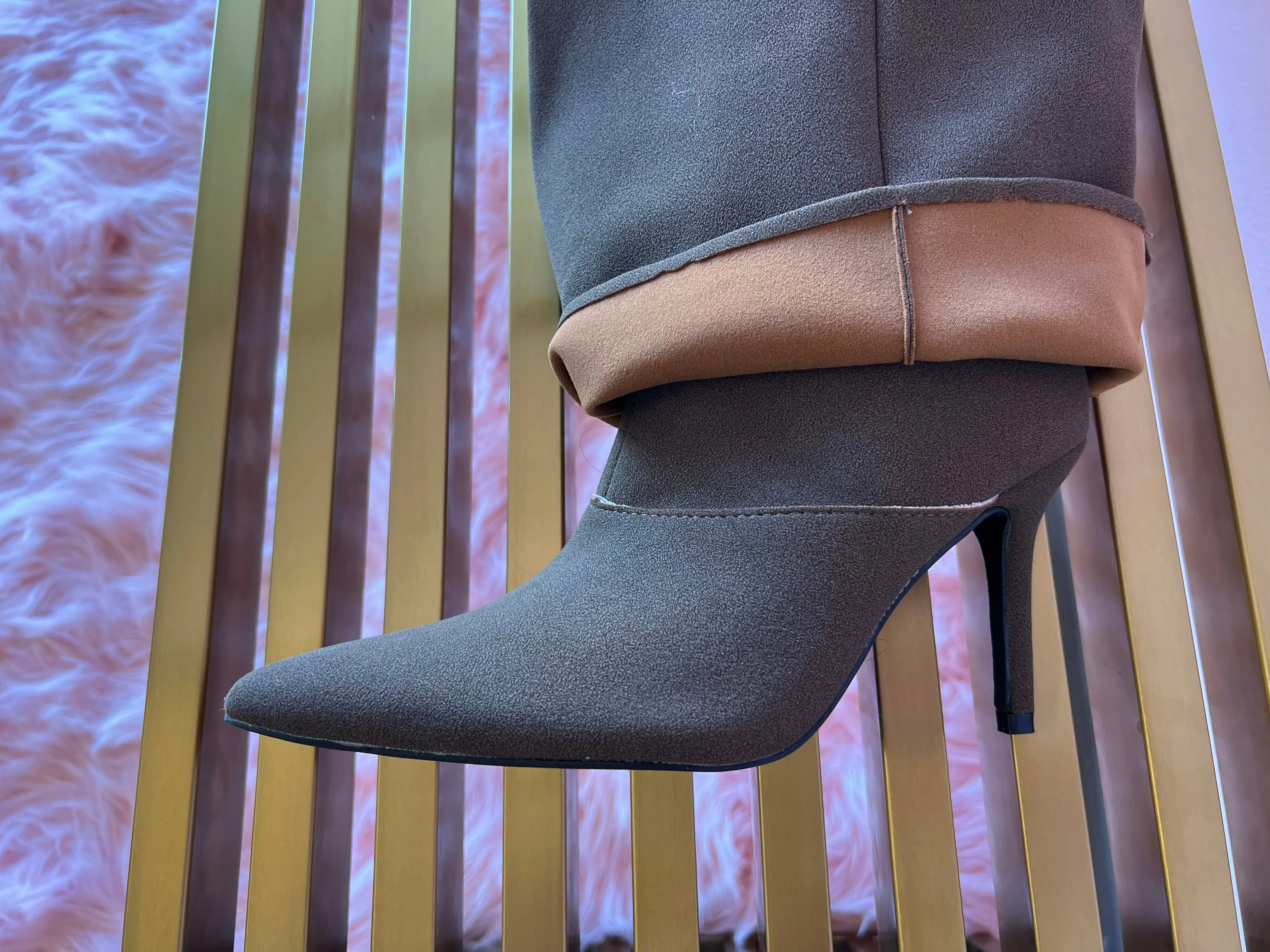 I AM THE ONE/2024 Brown Faux Suede Sleeve Boot Knee High