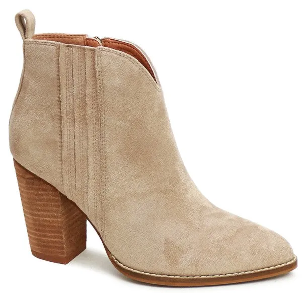 JACKIE booties