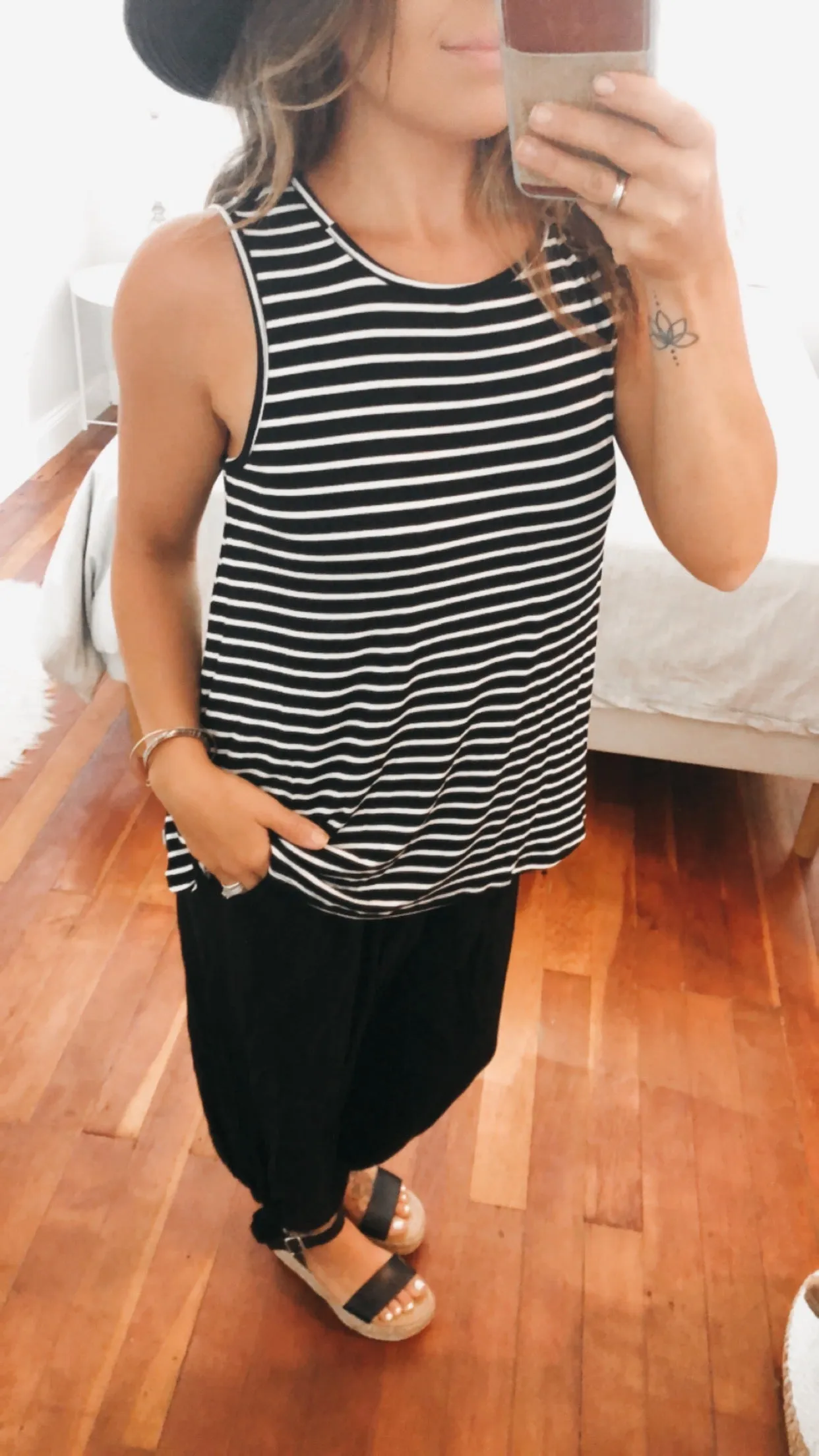 Katy Muscle Tank - Black