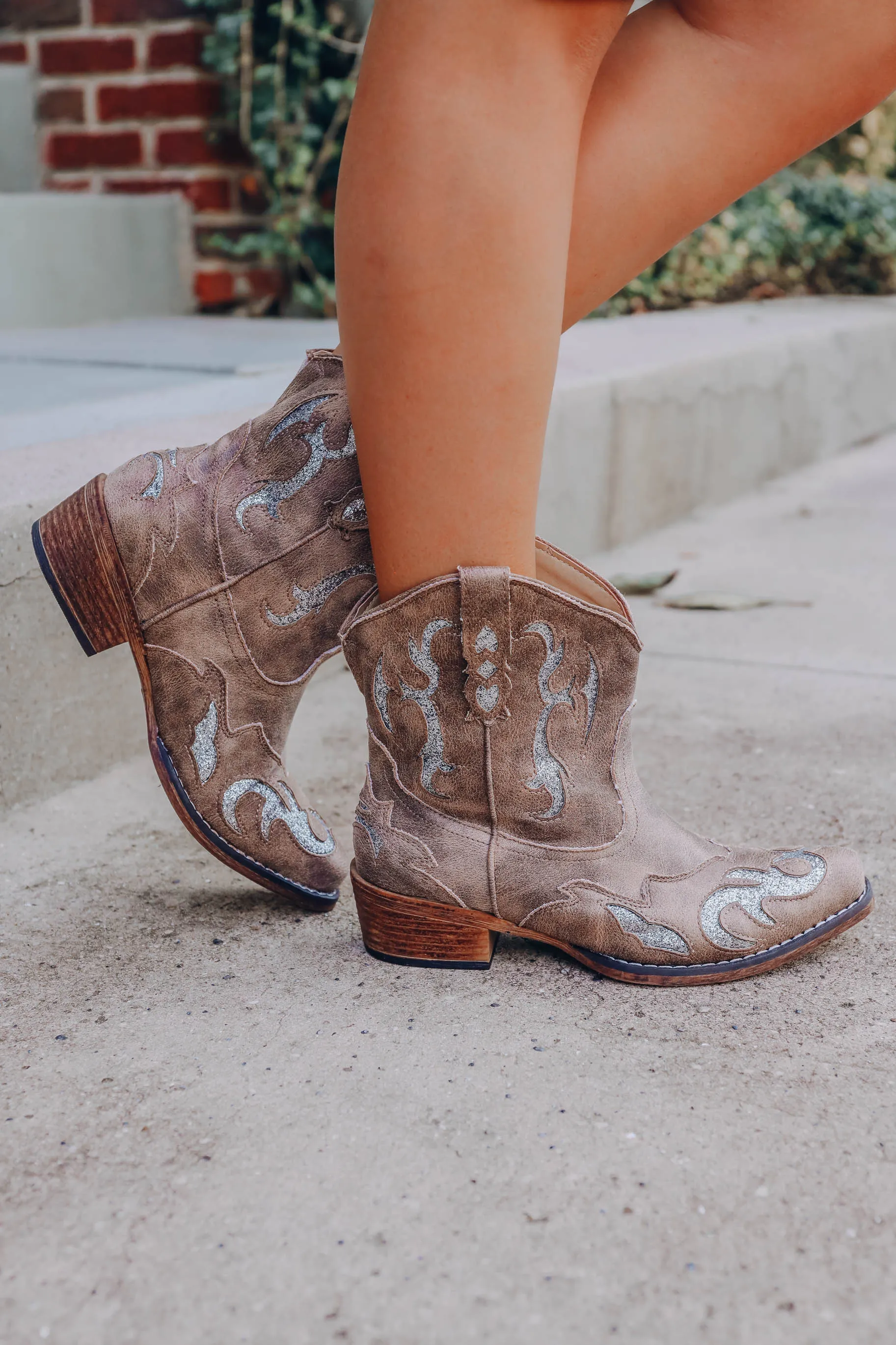 Kaylee Ankle Bootie - Taupe