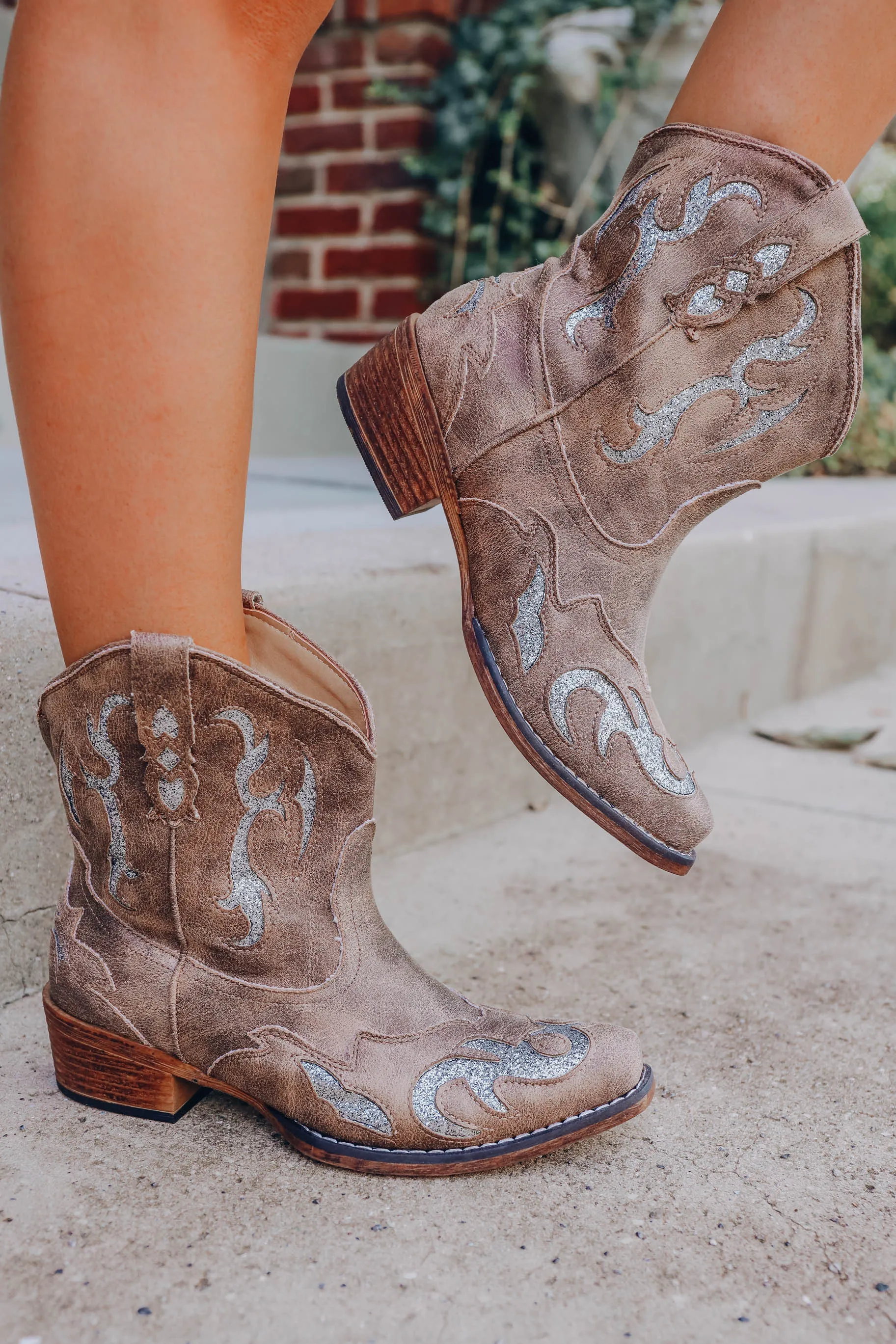 Kaylee Ankle Bootie - Taupe