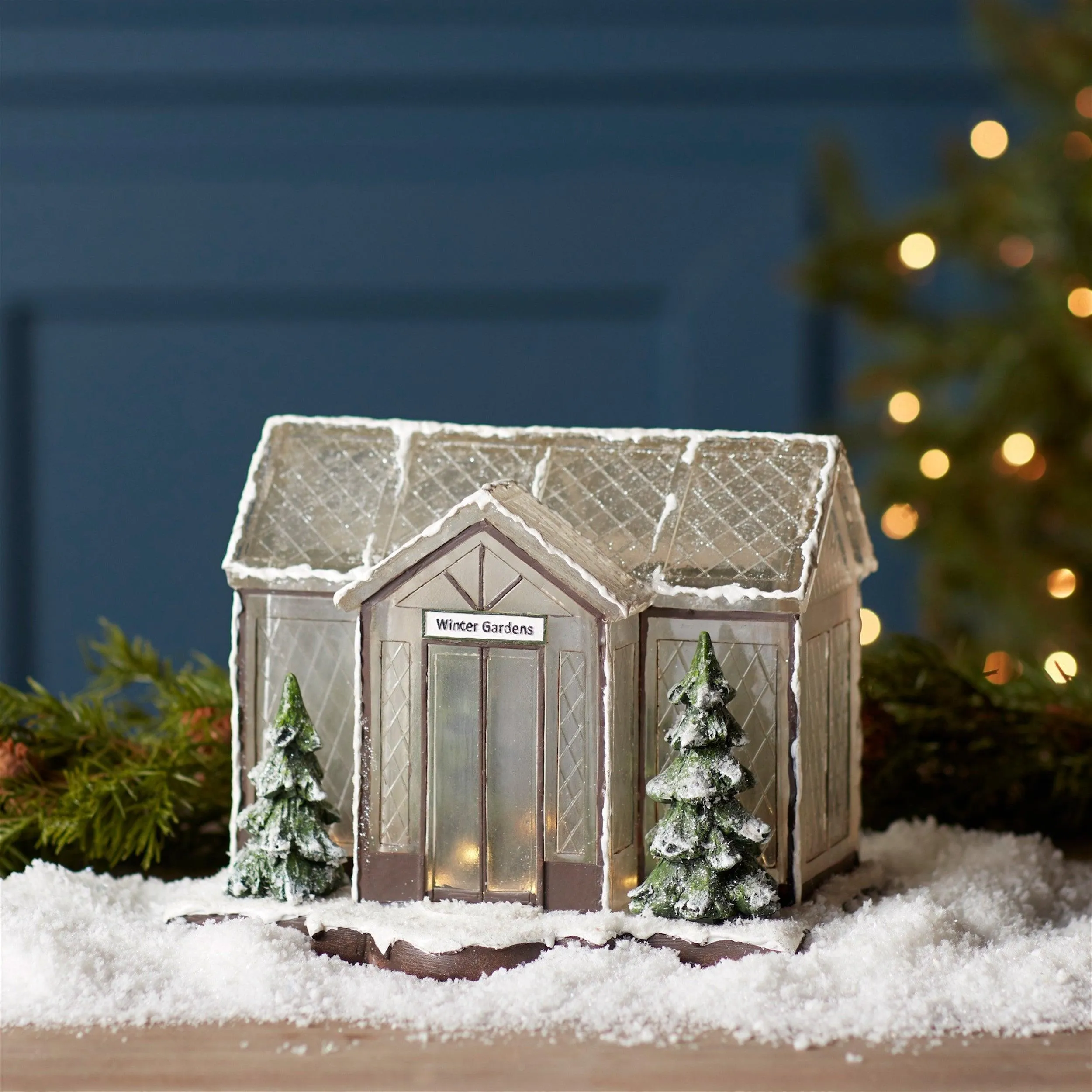 LED Winter Greenhouse Display 10"L