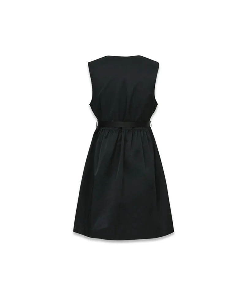 MACKY Golf: Hole-In-V-Belt Mini Dress - Black