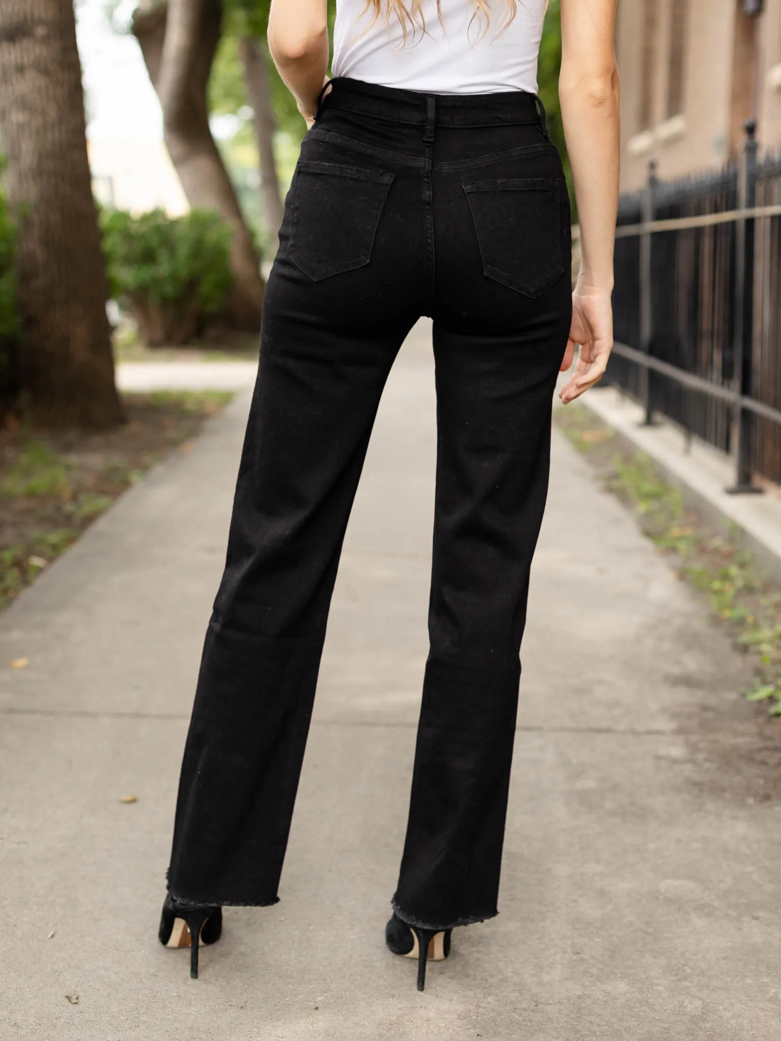 MICA Black Cat High Rise Slim Wide