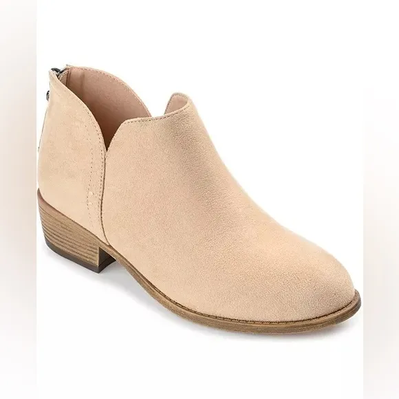 NEW Journee Collection Women's Livvy Side Split Ankle Booties - Tan - Size 8