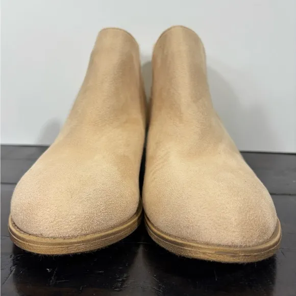 NEW Journee Collection Women's Livvy Side Split Ankle Booties - Tan - Size 8