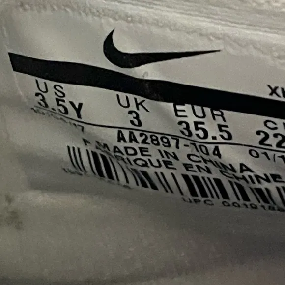 Nike Kyrie Irving 5 NCAA Tournament 2018 March Madness Sneakers Size:3.5Y