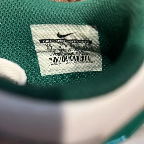 NIKE Youth Golf Shoes⛳️ 5Y