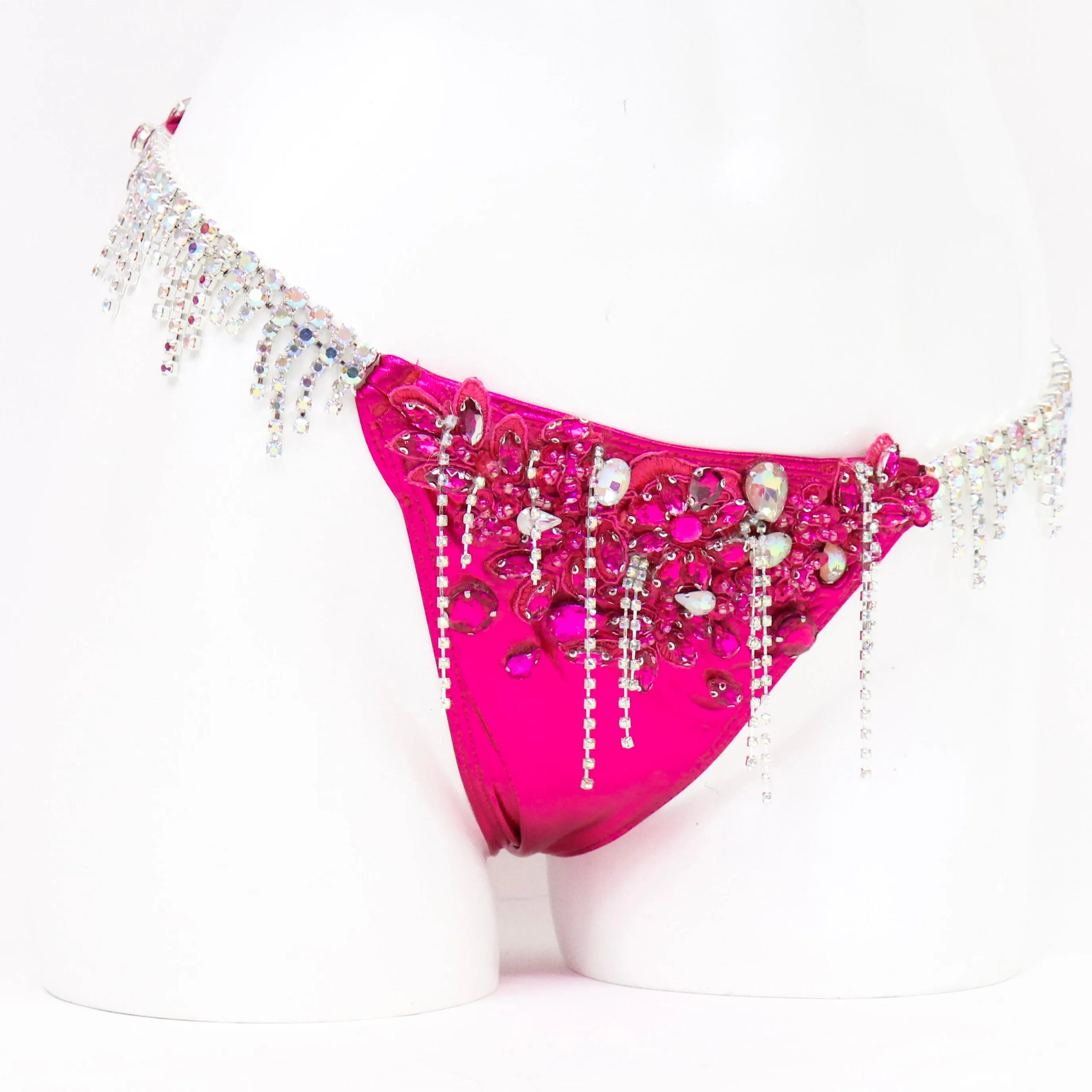 QS ST: Fuchsia Your Couture. Medium Molded/Brazilian.
