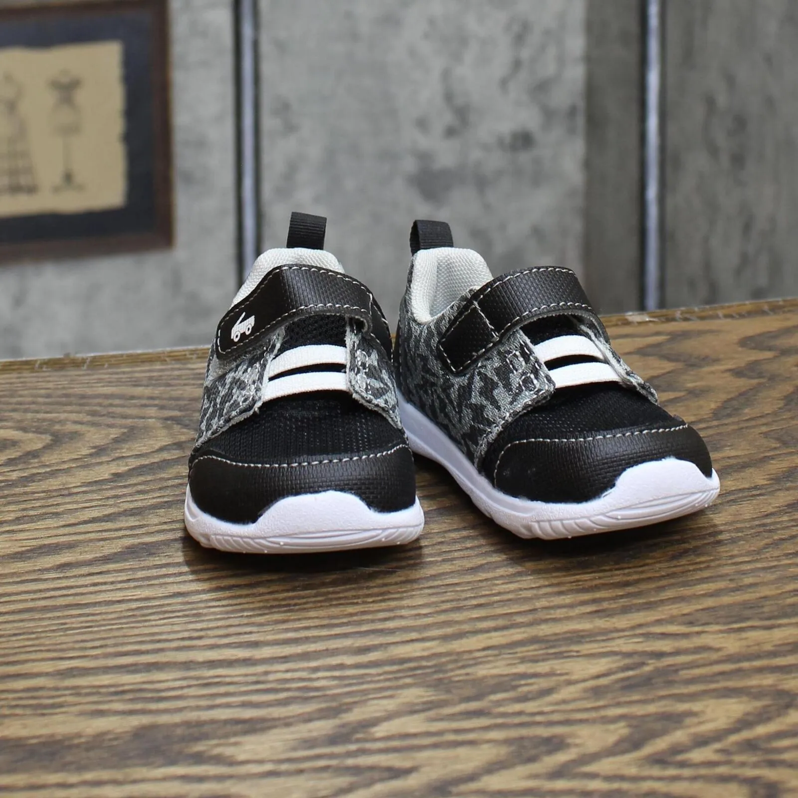 See Kai Run Basics Toddler Boys Stryker Sneakers 86832549 Black 6T