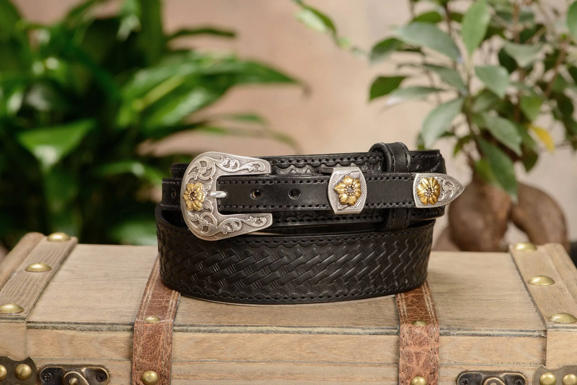 The Texan: Black Stitched Basket Weave Western Ranger 1.50"