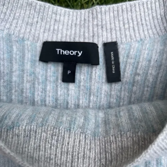 Theory Boxy Oversized Ribbed Pullover Sweater Soft Cashmere Light Blue Size P