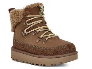 Ugg: Classic Alpine Lace-Up in Hickory
