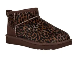 Ugg: Classic Ultra Mini Caspian in Burnt Cedar