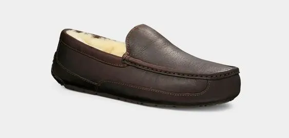 UGG- MEN'S ASCOT SLIPPER