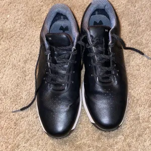 Under Armour Charged  Golf Shoes 3023728-001