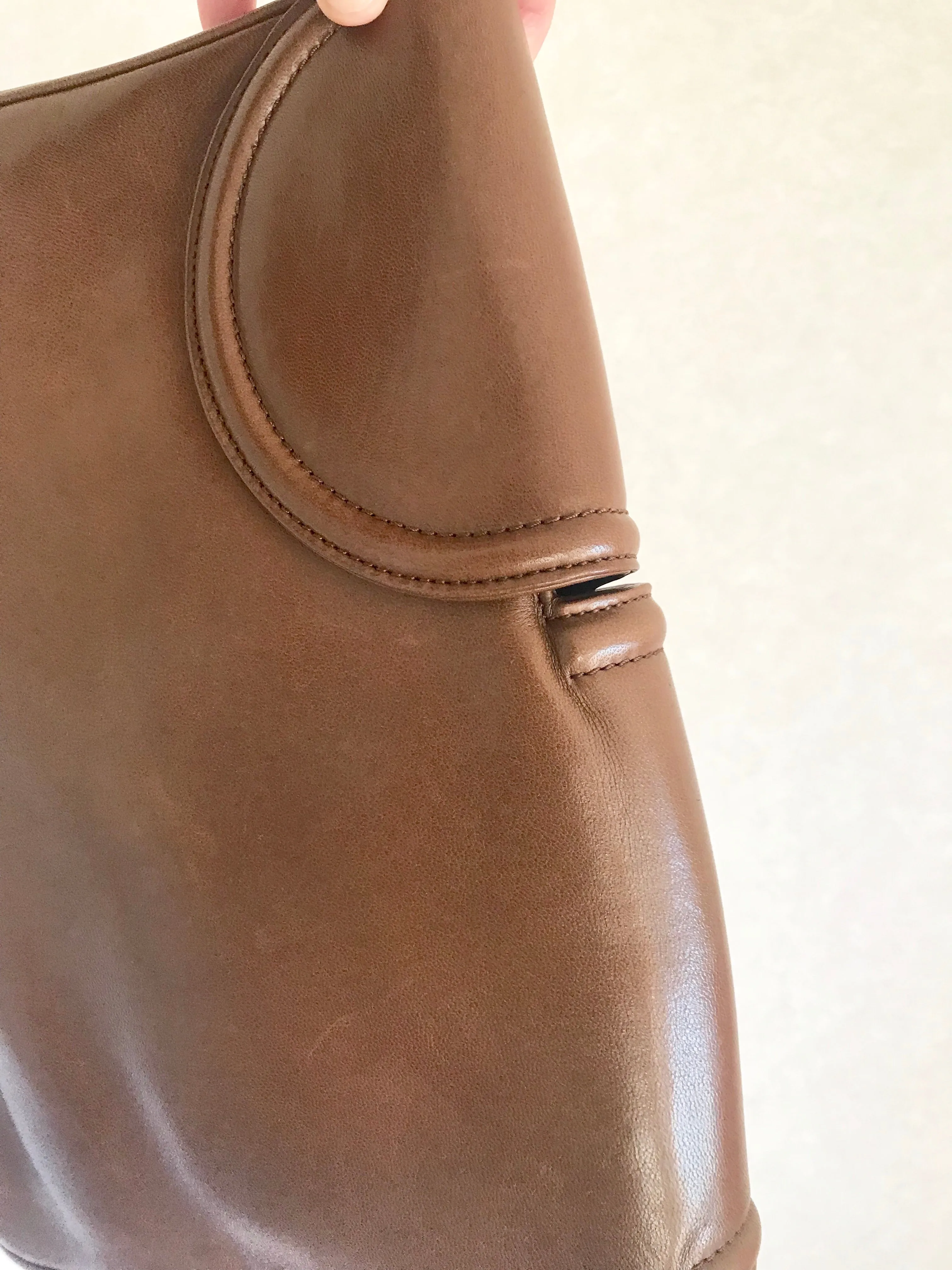 Vintage Christian Dior brown genuine nappa leather double flap clutch bag, classic unisex style bag with golden logo motif. 050316r6
