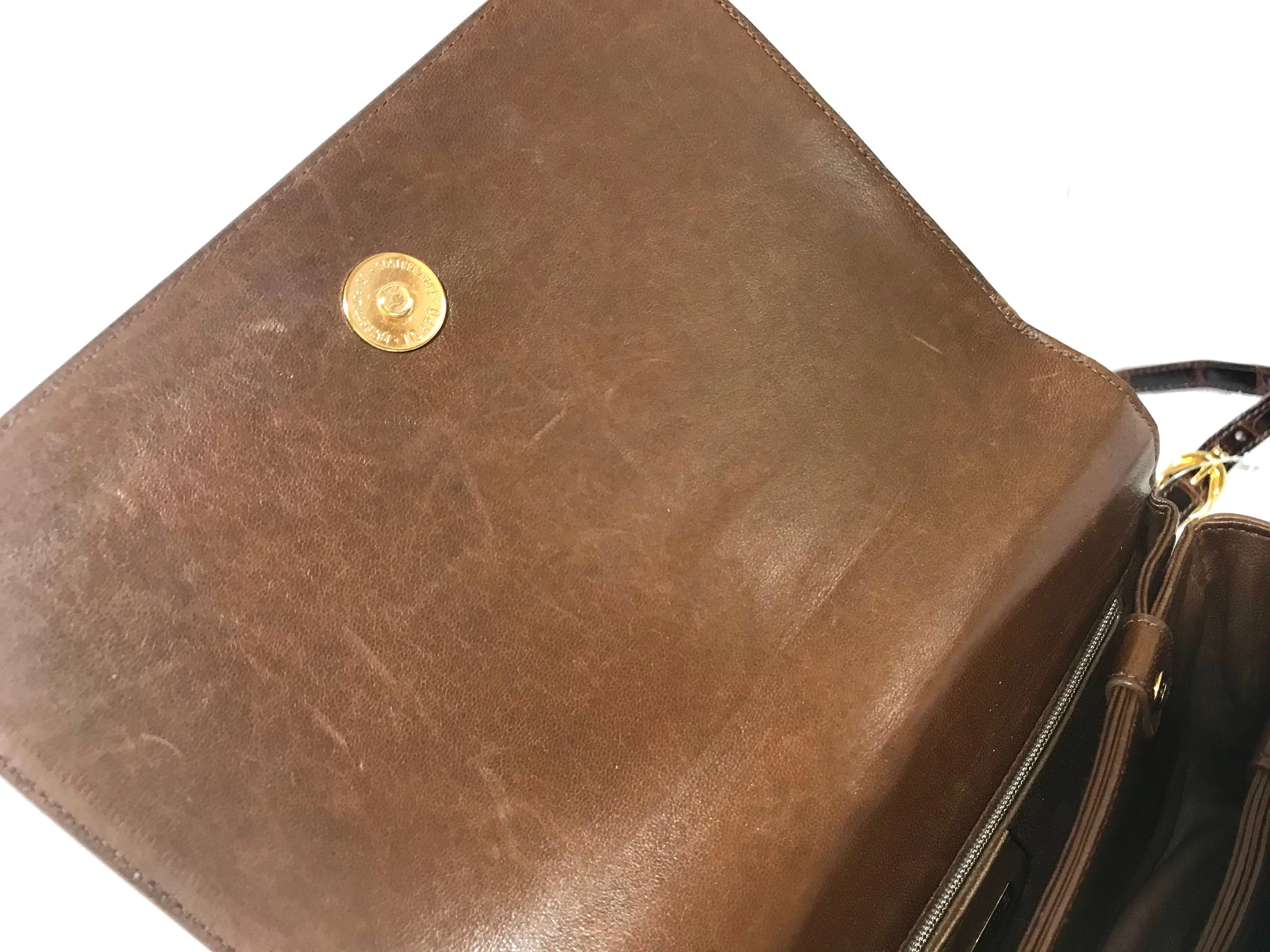 Vintage GUCCI brown crocodile leather shoulder bag with GG mark. Unisex. Rare masterpiece.