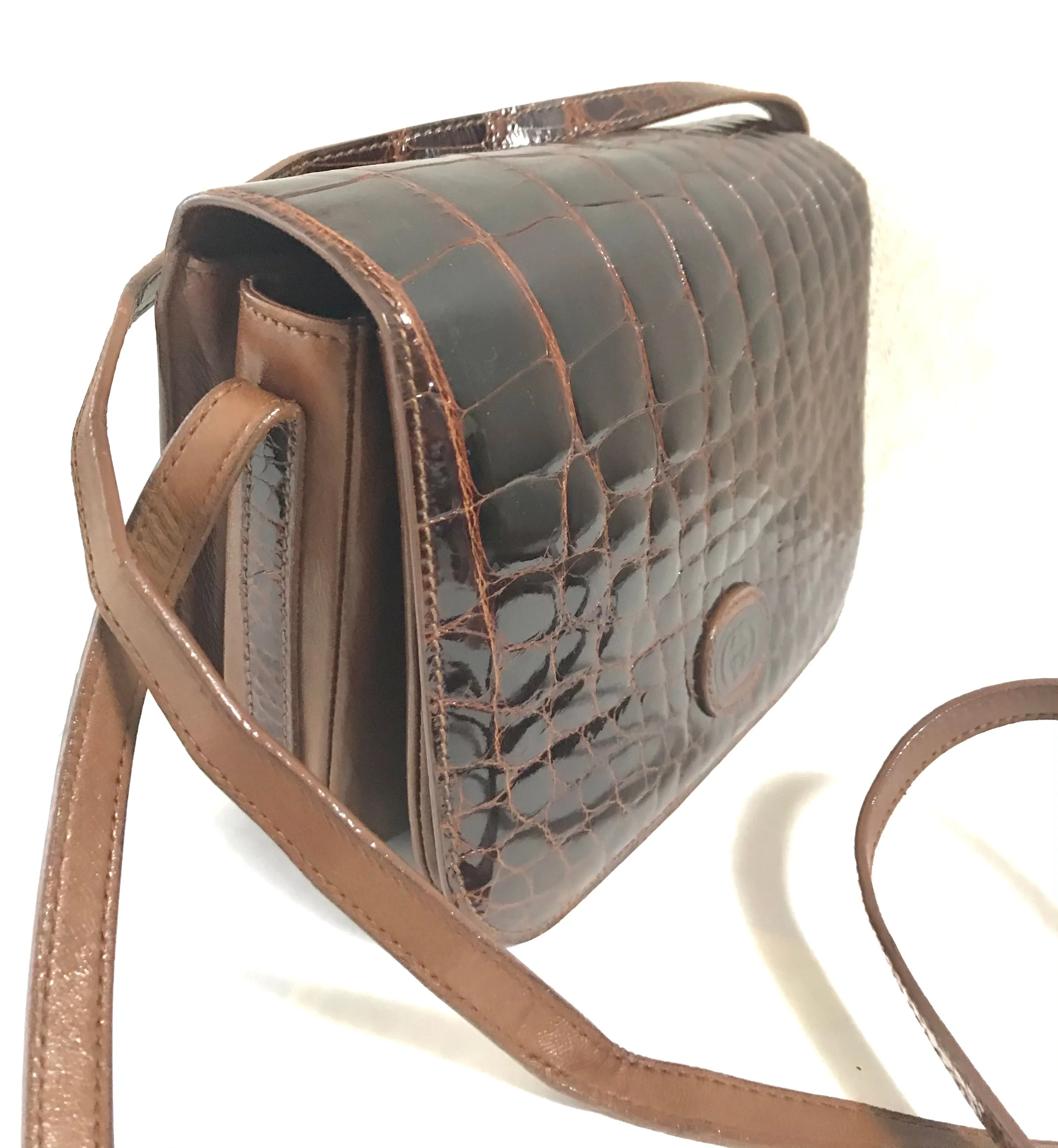 Vintage GUCCI brown crocodile leather shoulder bag with GG mark. Unisex. Rare masterpiece.