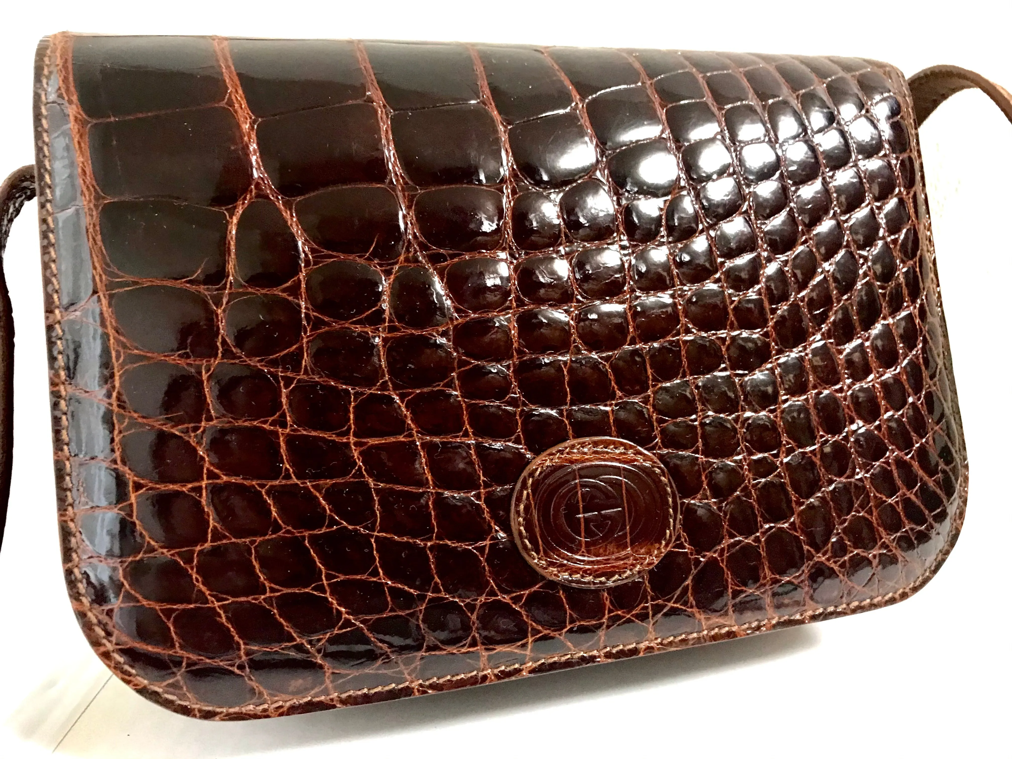 Vintage GUCCI brown crocodile leather shoulder bag with GG mark. Unisex. Rare masterpiece.